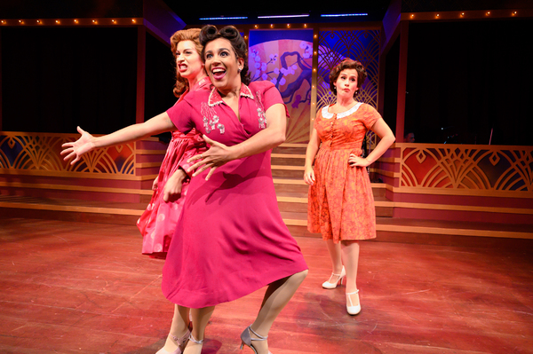 Photo Flash: First Look at 42nd Street Moon's HOT MIKADO Image