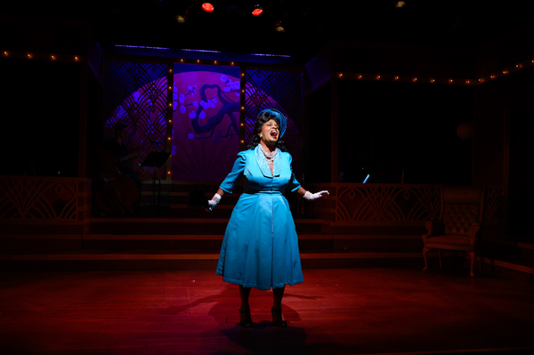 Photo Flash: First Look at 42nd Street Moon's HOT MIKADO Image