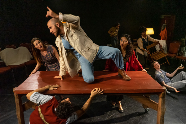 Photo Flash: First Look at Walkabout Theater's THE RAVELING 