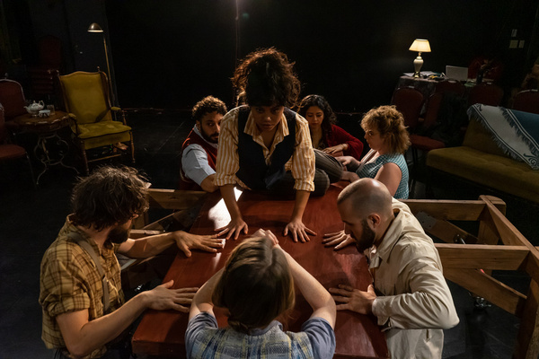 Photo Flash: First Look at Walkabout Theater's THE RAVELING Image