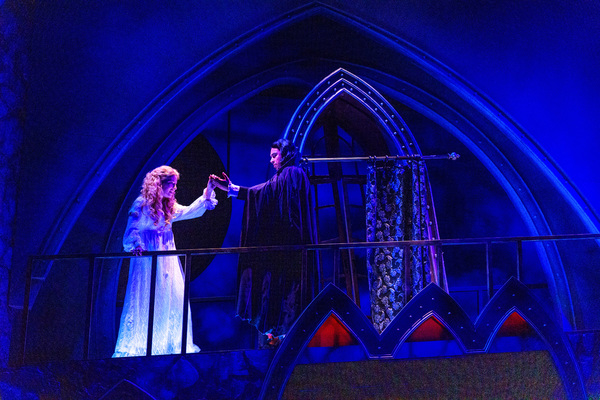 Photo Flash: First Look at DRACULA at ZACH Theatre Image