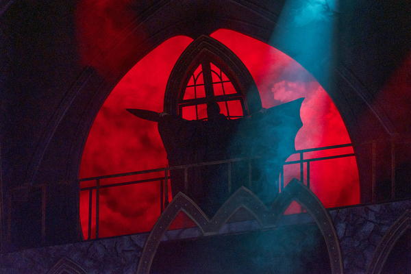 Photo Flash: First Look at DRACULA at ZACH Theatre Image