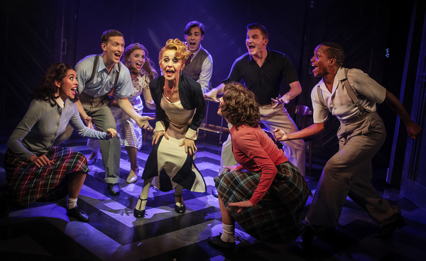 Tracie Bennett and cast Photo
