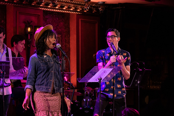 Photo Flash: 54 SINGS HILARY DUFF At Feinstein's/54 Below Image