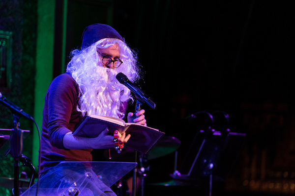 Photo Flash: 54 SINGS HILARY DUFF At Feinstein's/54 Below Image