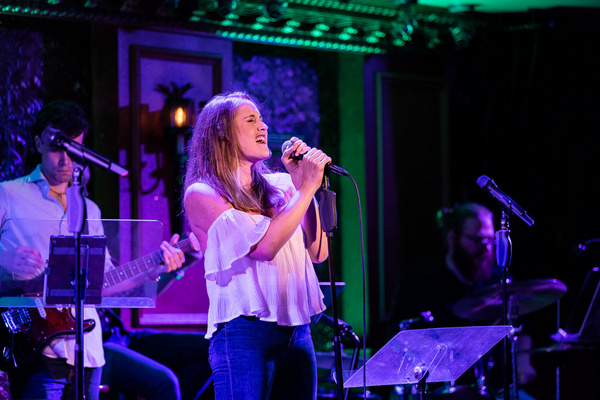 Photo Flash: 54 SINGS HILARY DUFF At Feinstein's/54 Below Image