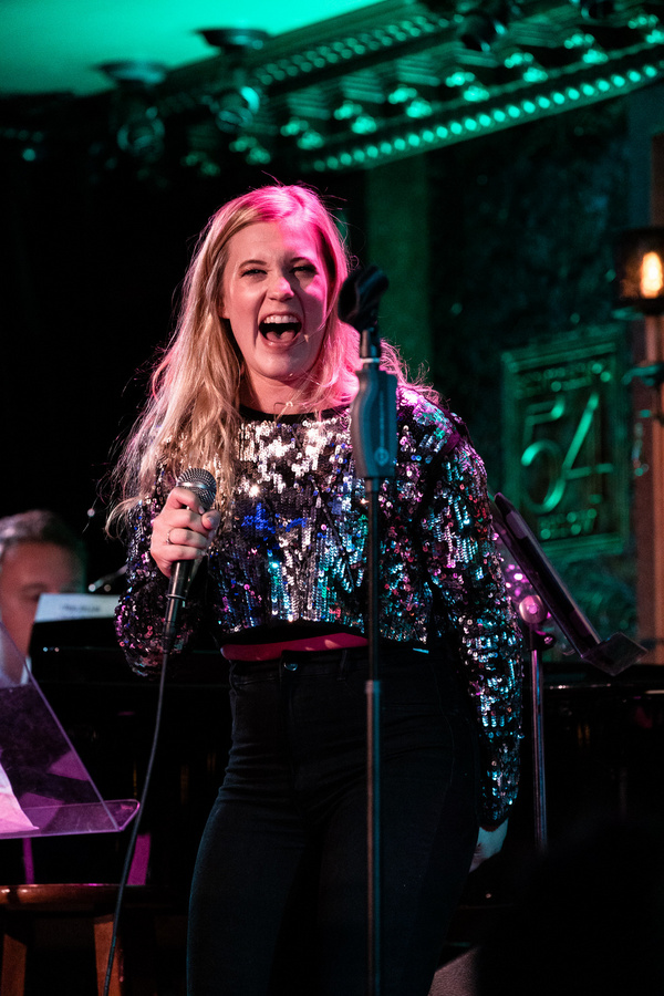 Photo Flash: 54 SINGS HILARY DUFF At Feinstein's/54 Below Image