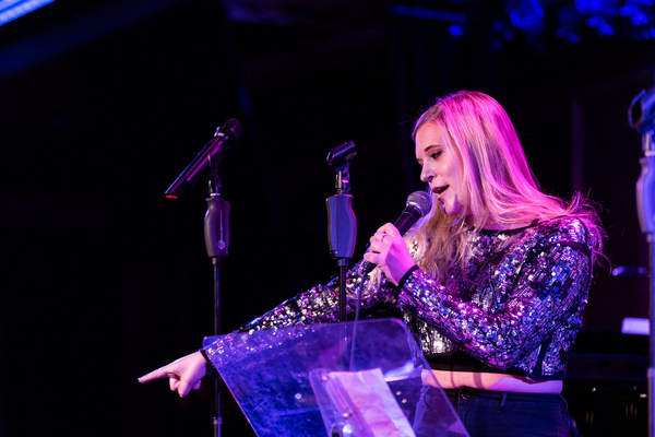 Photo Flash: 54 SINGS HILARY DUFF At Feinstein's/54 Below 