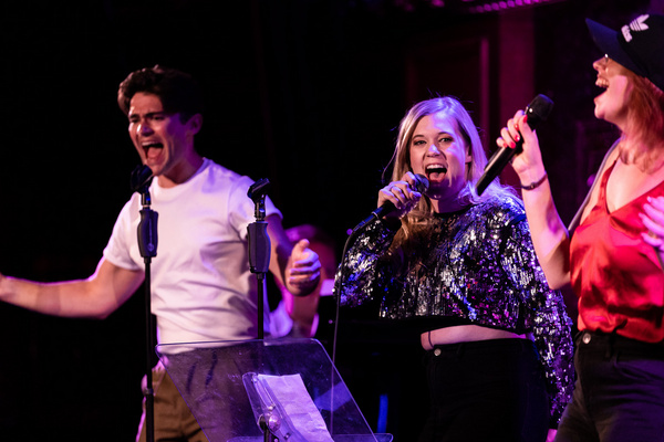 Photo Flash: 54 SINGS HILARY DUFF At Feinstein's/54 Below Image