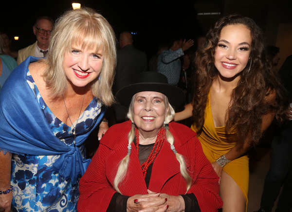 Pennie Lane Trumbull, Joni Mitchell and Solea Pfeiffer  Photo