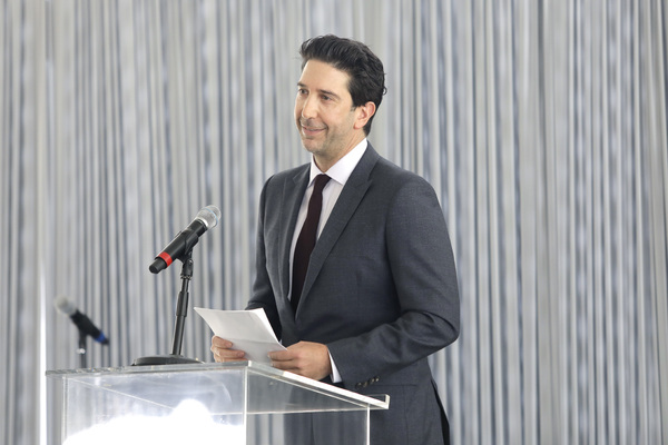 Photo Flash: Angela Bassett, Elizabeth Olsen, David Schwimmer and More Attend The Rape Foundation's Annual Brunch Image