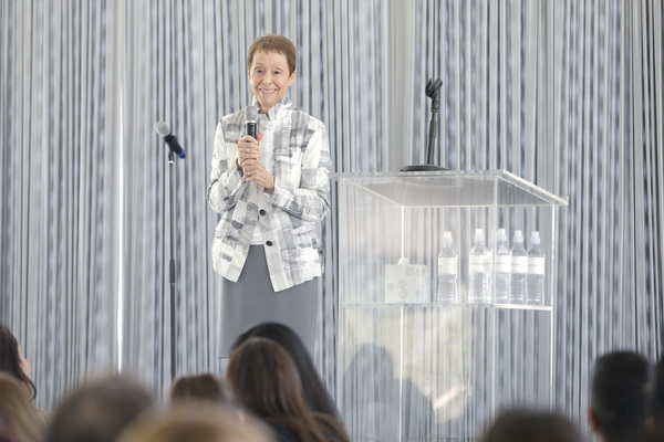 Photo Flash: Angela Bassett, Elizabeth Olsen, David Schwimmer and More Attend The Rape Foundation's Annual Brunch Image