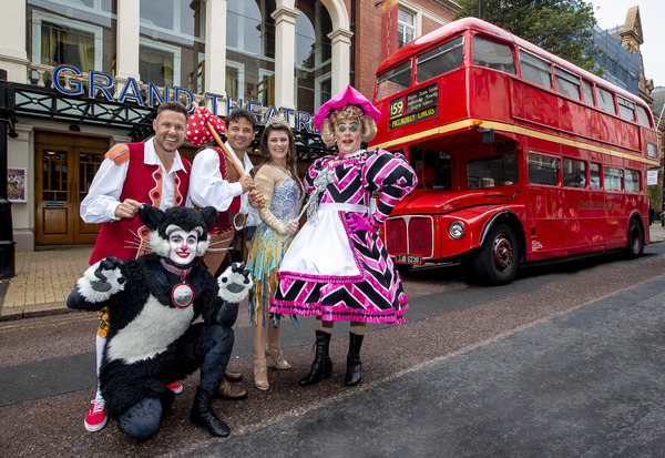 Photo Flash: Wolverhampton's DICK WHITTINGTON Stars Arrive In Town On London Red Bus Image