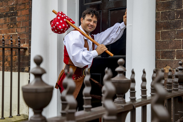 Photo Flash: Wolverhampton's DICK WHITTINGTON Stars Arrive In Town On London Red Bus Image