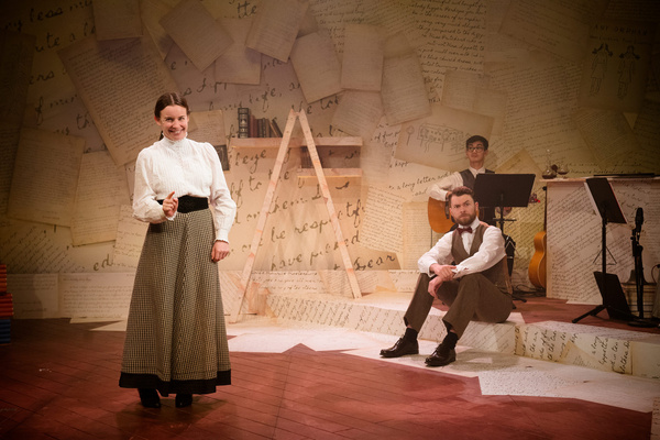 Photo Flash: First Look At DADDY LONG LEGS At The Barn Theatre 