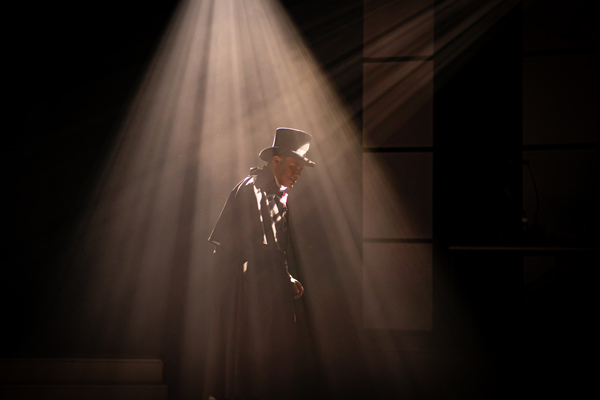 Photo Flash: First Look At JEKYLL & HYDE At Prima Theatre Image