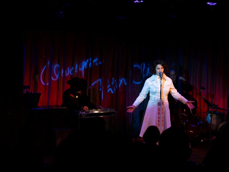 Review: ALWAYS... PATSY CLINE at Florida Rep is Entertaining and Exuberant! Image