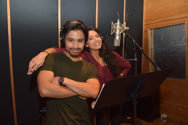 BWW Exclusive: Arielle Jacobs and the Cast of ALADDIN Get December Feels on Carols For A Cure 
