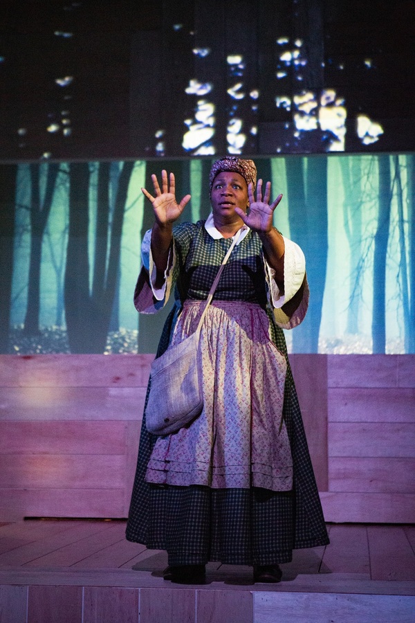 Photo Flash: Cleveland Public Theatre Presents RAUSTUS AND HATTIE Image