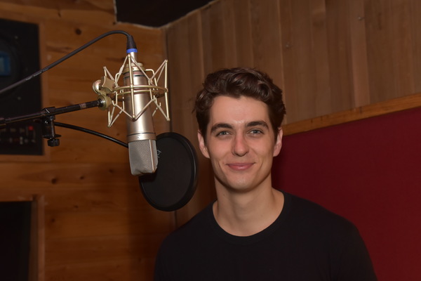 BWW Exclusive: MEAN GIRLS Stars Kyle Selig and Renee Rapp Warm Up to Sing Carols For A Cure Image