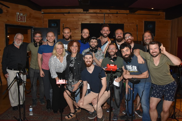 BWW Exclusive: Joel Grey and FIDDLER ON THE ROOF IN YIDDISH Cast Celebrate Hanukkah on Carols For A Cure  Image