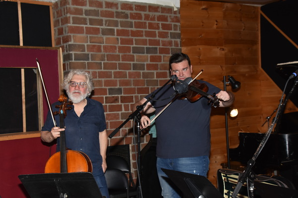 BWW Exclusive: American Federation of Musicians Local 802 Record Carols For A Cure Image