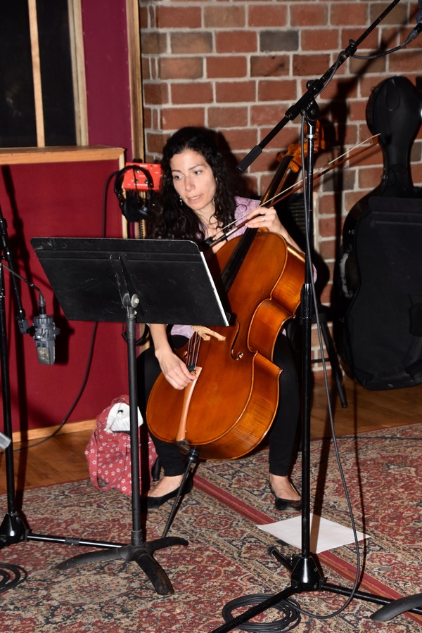 BWW Exclusive: American Federation of Musicians Local 802 Record Carols For A Cure Image
