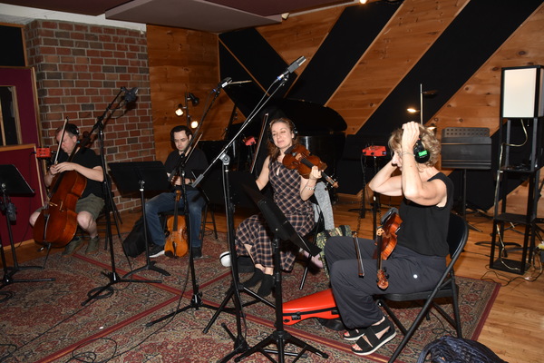 BWW Exclusive: American Federation of Musicians Local 802 Record Carols For A Cure Image