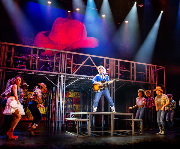 Photo Flash: Get A First Look At FOOTLOOSE At The Kennedy Center Image