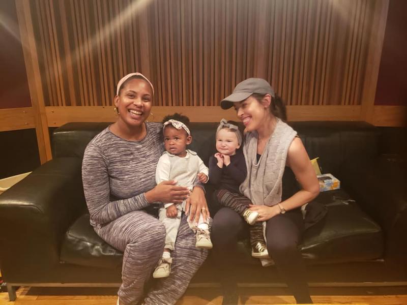 BWW Exclusive: The Broadway Baby Mamas Sing Carols For A Cure! Image