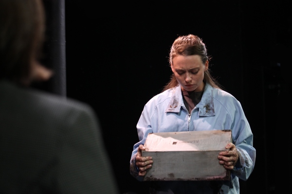 Photo Flash: The Comrades Present The Midwest Premiere Of Mike Bartlett's CONTRACTIONS Image