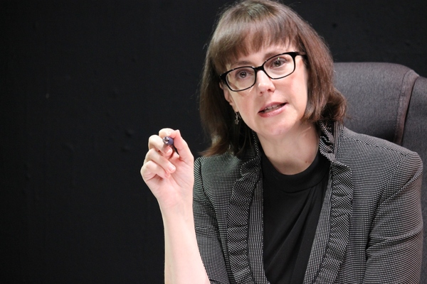 Photo Flash: The Comrades Present The Midwest Premiere Of Mike Bartlett's CONTRACTIONS Image