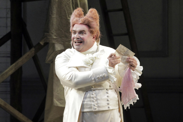 Photo Flash: First Look at San Francisco Opera's THE MARRIAGE OF FIGARO Image