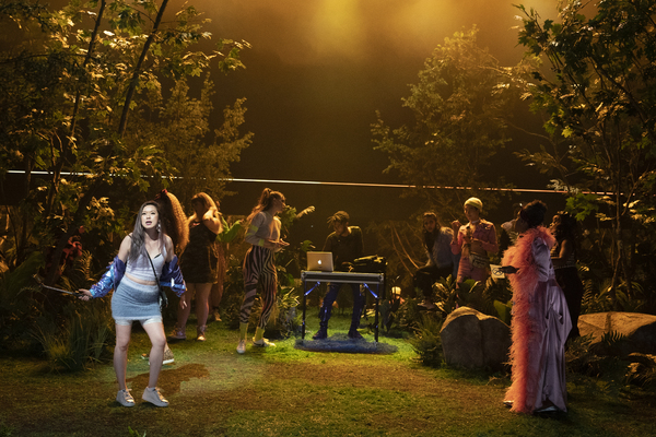 Photo Flash: First Look at Yale Rep's GIRLS Image