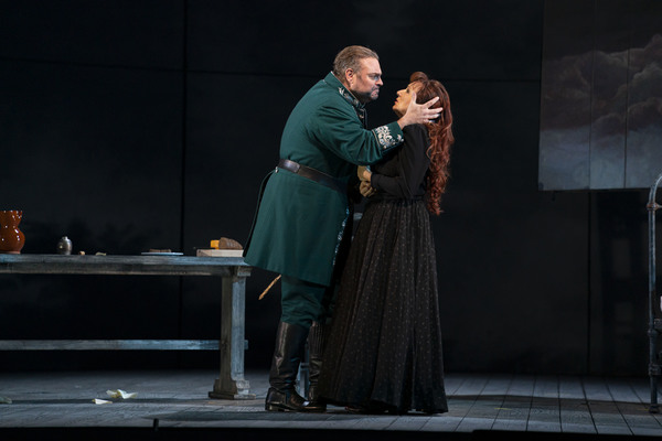 Photo Flash: Lyric Opera of Chicago Presents LUISA MILLER Image