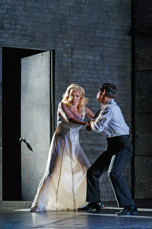 Photo Flash: Pittsburgh Opera Presents DON GIOVANNI Image