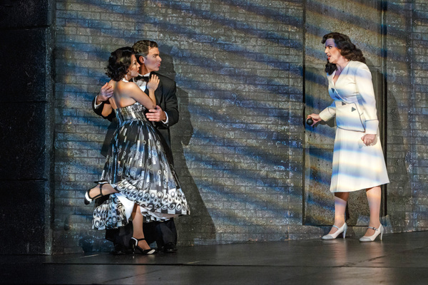 Photo Flash: Pittsburgh Opera Presents DON GIOVANNI Image