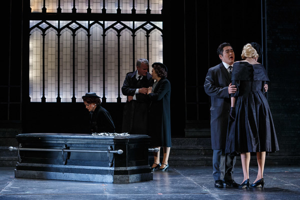Photo Flash: Pittsburgh Opera Presents DON GIOVANNI Image