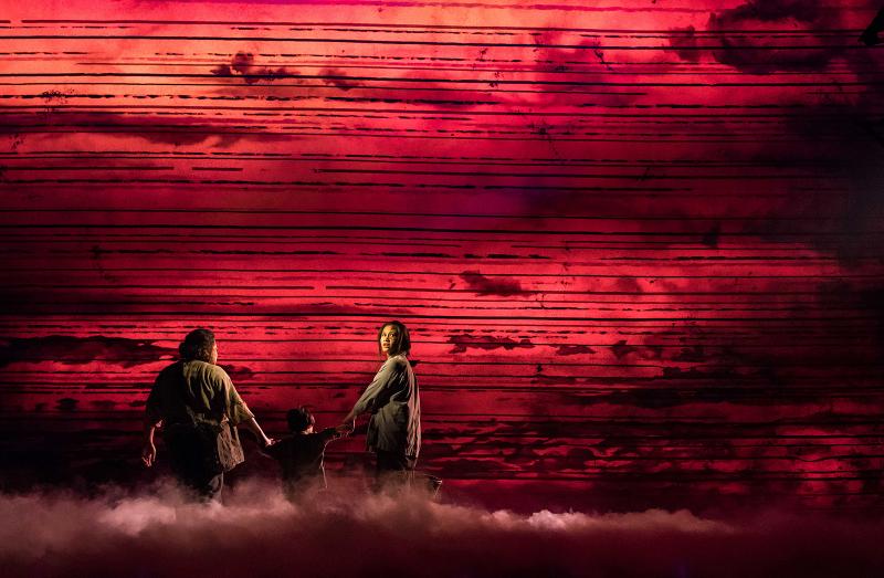 Review: Stunning MISS SAIGON Revival at Segerstrom Center Can't Wipe Away Its Outdated Problematic Motifs 
