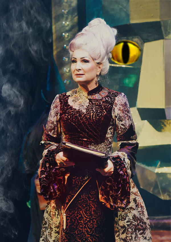 Photo Flash: Get A First Look At The Non-Replica Production of WICKED in Prague Image