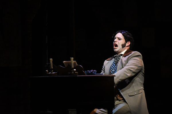 Photo Flash: First Look at Arizona Broadway Theatre's SWEENEY TODD Image