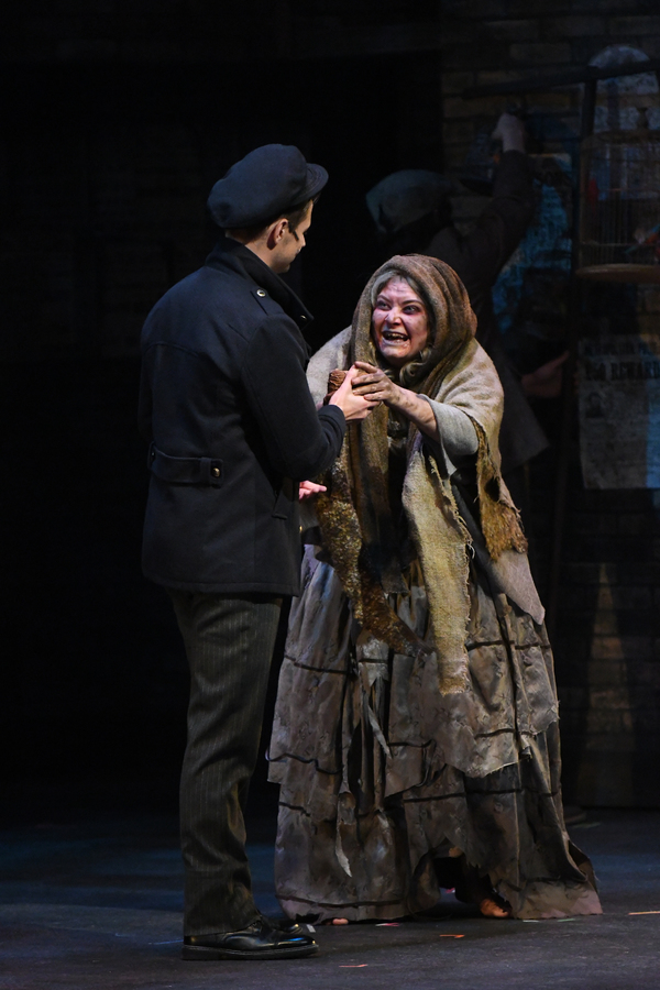 Photo Flash: First Look at Arizona Broadway Theatre's SWEENEY TODD Image