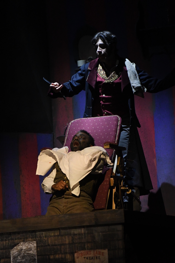 Photo Flash: First Look at Arizona Broadway Theatre's SWEENEY TODD Image