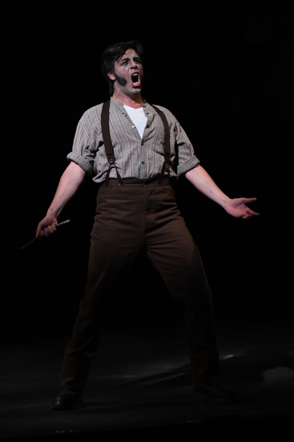 Photo Flash: First Look at Arizona Broadway Theatre's SWEENEY TODD Image