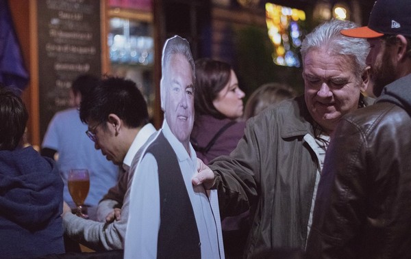 Photo Flash: Actor Jim O'Heir Visits PARKS AND RECREATION Pop-Up at Replay Lincoln Park Image