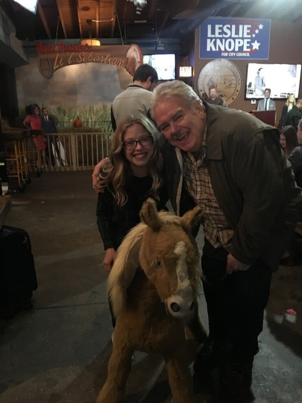 Photo Flash: Actor Jim O'Heir Visits PARKS AND RECREATION Pop-Up at Replay Lincoln Park Image