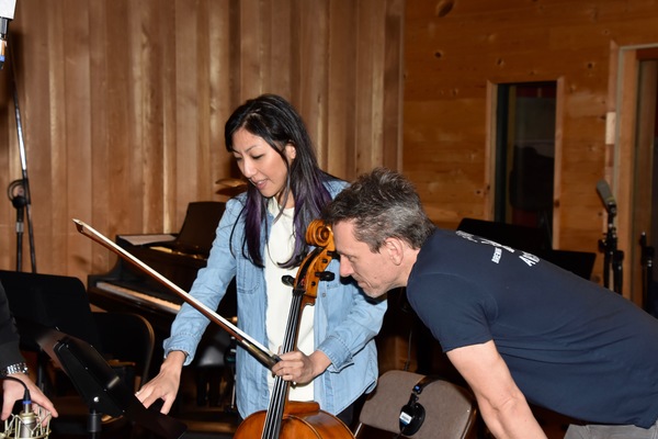 BWW Exclusive: BEETLEJUICE Cast Rings the Beetlebells for 'Carols For A Cure' Image