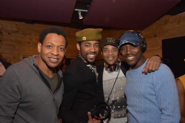 BWW Exclusive: AIN'T TOO PROUD Celebrates the Season by Singing 'Carols For A Cure' Image