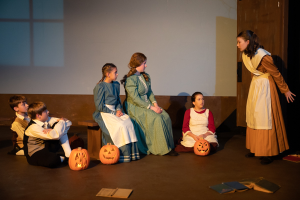 Photo Coverage: First look at Curtain Players' SLEEPY HOLLOW:  THE LOST CHAPTER Image