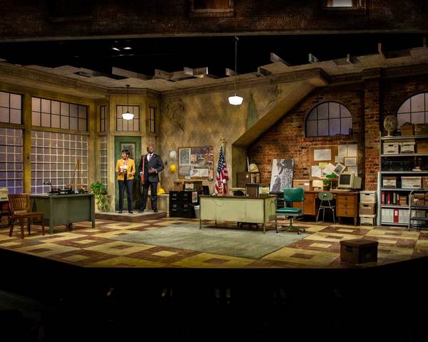 Photo Flash: First Look at Everyman's RADIO GOLF Image